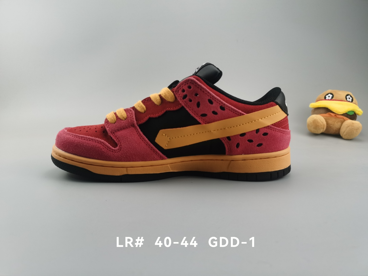 Hamburger Vandy Burger 莆田制造 汉堡包主题限定运动鞋 低帮板鞋 牛皮材质 附毛绒手办 尺码见图