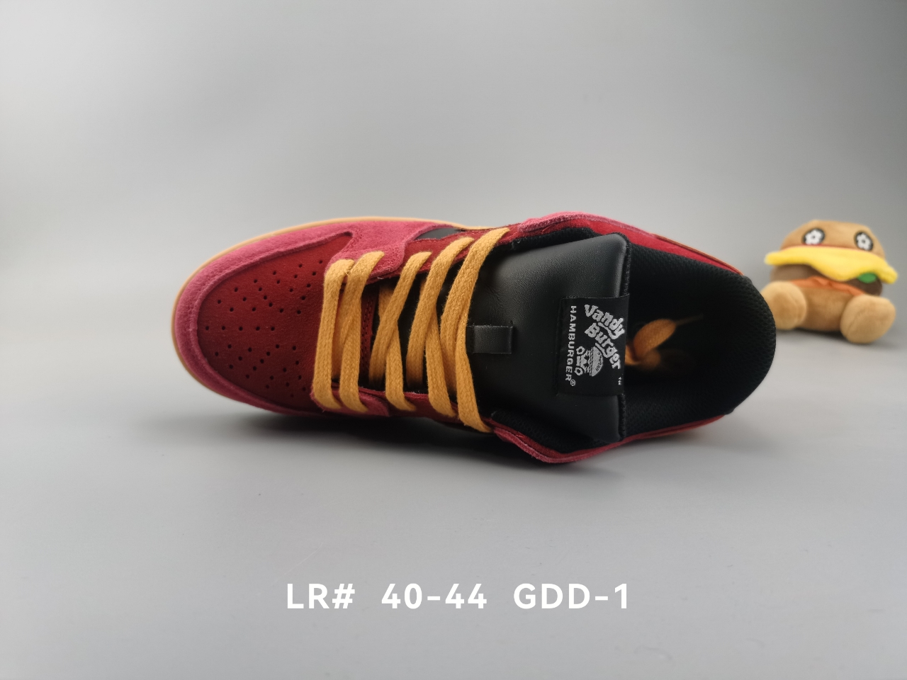 Hamburger Vandy Burger 莆田制造 汉堡包主题限定运动鞋 低帮板鞋 牛皮材质 附毛绒手办 尺码见图