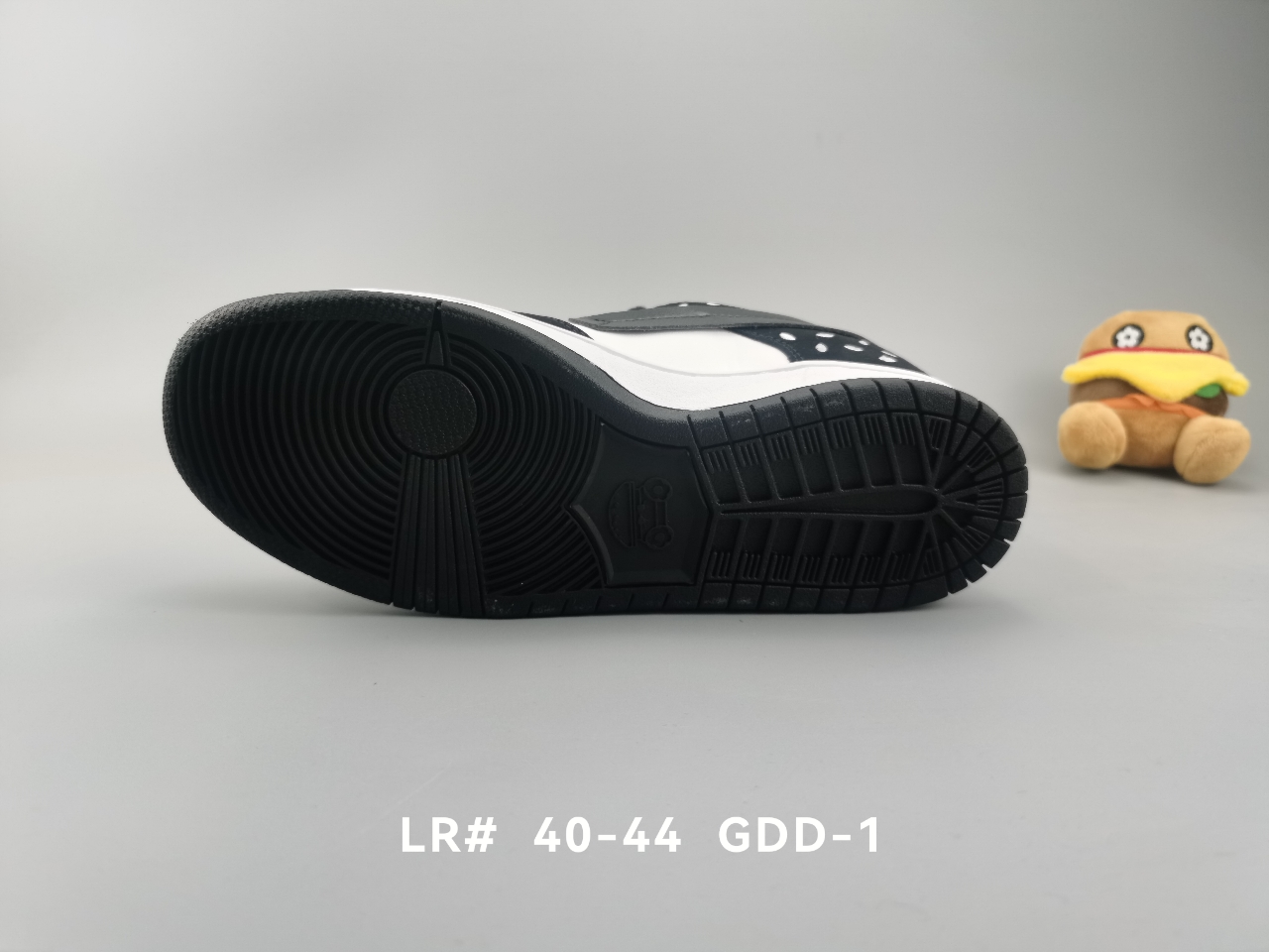 Hamburger Vandy Burger 莆田制造 汉堡包主题限定运动鞋 低帮板鞋 牛皮材质 附毛绒手办 尺码见图