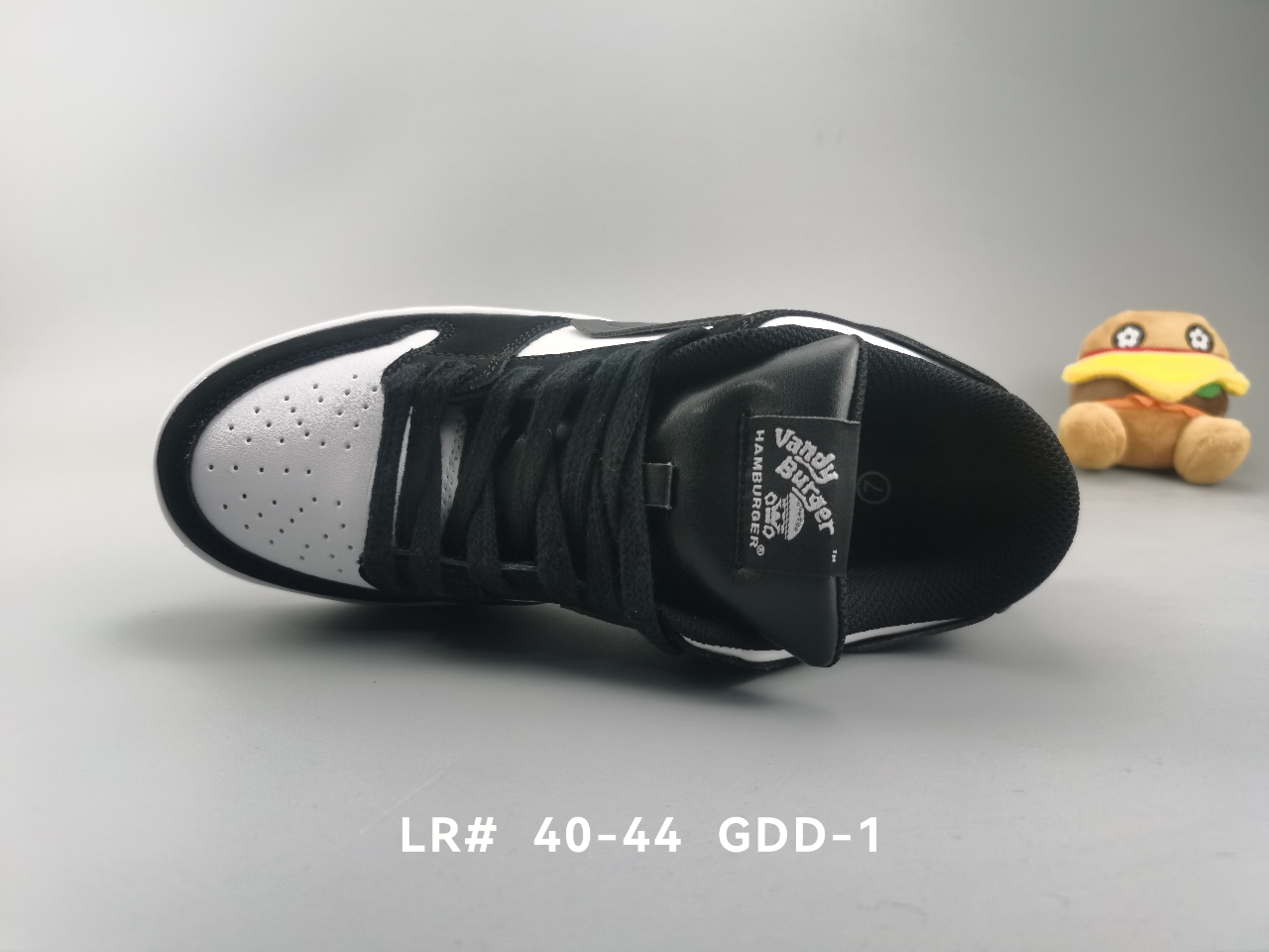 Hamburger Vandy Burger 莆田制造 汉堡包主题限定运动鞋 低帮板鞋 牛皮材质 附毛绒手办 尺码见图