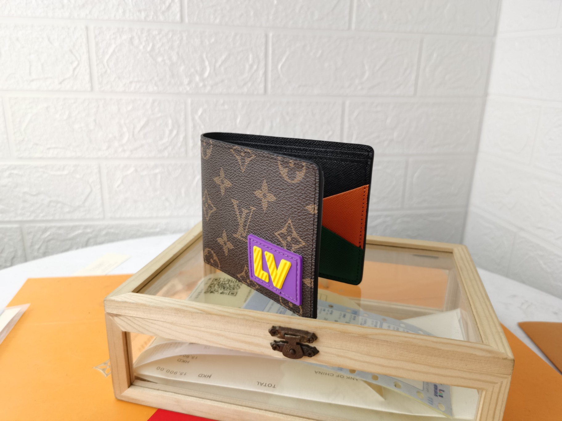 ルイ・ヴィトン M45789 MULTIPLE 財布 - モノグラムキャンバスと3Dラバー装飾