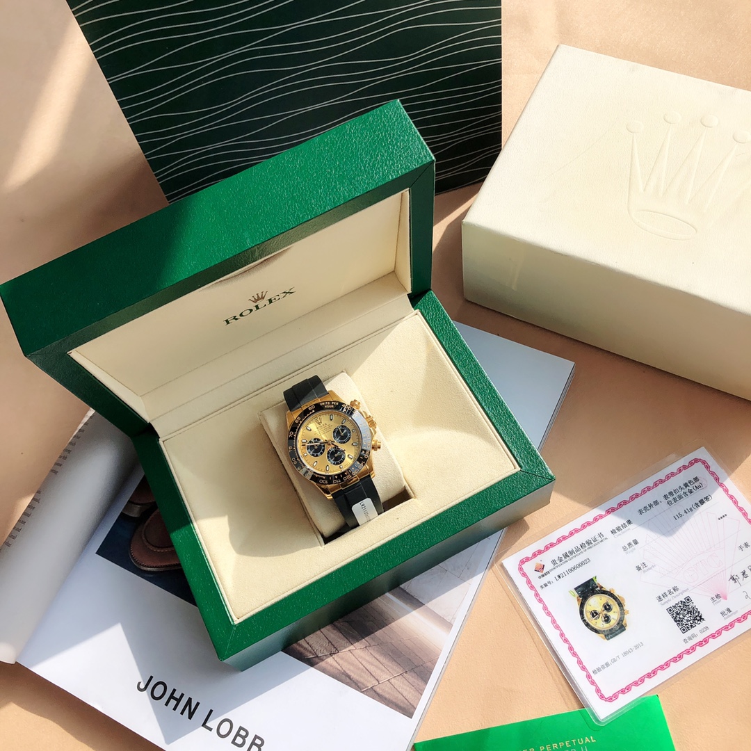 NO:143180,ROLEX-Rolex Ditona series. A masterpiece made with great craftsmanship. Each watch is strictly inspected and equipped with a super stable 4130 movement. GTC China National Inspection and Inspection Certificate, which can be checked online!  First-speed adjustment. Clocking seconds hand, 3-character 9-character small hand, original function consistent!  The original mold opening of the case is 40mm. The thickness is closest to the original 13.2mm on the market. The solid outer ring of the ceramic is connected to the speed scale (using real ceramic technology, it will not be scraped, never faded, and the texture is the same as the original). The font and the disc logo of the function disc adopt a superimposed printing process, and there will be a slight bulge when viewed from the side. The background color pattern of the disc has been filtered and corrected countless times to ensure that it is 100% consistent with the original. The Rolex metal LOGO on it is opened separately, whether it is three-dimensional or round, can be PK original. Easy to read Chroma light luminous display is equipped with long-term luminous substance. The mirror flat sapphire crystal glass is anti-scratch, and the effect is never ghosted, which is consistent with the authentic. The six-character authentic product is consistent with the anti-counterfeiting small crown (note the details) The buckle is made of imported stainless steel 1:1 loose pieces. The inside of the lasagna  Corrosion Rolex steel stamps External authentic buckle safety rings, perfect in every detail!  With a full set of top-notch packaging!  If you are not satisfied, support for return and exchange, lifelong warranty!  ,,rolex19860909批 ROLEX-劳力士迪通拿系列.鼎力巨作 匠心打造 .每一块腕表均严格检测 搭载超级稳定4130机芯.GTC中国国检检测证书,联网可查！一档调时.计时秒针 3字位9字位小针 功能原装一致！表壳原版开模,表盘尺寸40mm.厚度目前市面上最接近原装的13.2mm.陶质实心外圈连计速刻度（采用真陶瓷工艺 刮不花 永不退色 质感和正品一致）功能盘字体和盘面logo采用叠加印刷工艺,从侧面观察会有微微隆起之感.盘面的底色纹路经过无数次过滤改正,确保百分百吻合与原装.其上的劳力士金属LOGO单独开模,无论是立体感还是圆润度均可PK原装 易读Chroma light夜光显示 配长效夜光物质.表镜平形蓝宝石水晶玻璃 抗刮损,效果绝不重影,吻合正品.六字位正品一致的有防伪的小皇冠（注意细节）表扣采用进口精钢1:1散件打磨而成 拉沙内侧 腐蚀劳力士钢印 外置正品一模一样的表扣保险环,完美在每一个细节！配全套顶级包装！不满意支持退换,终身保修！,,rolex,Watch