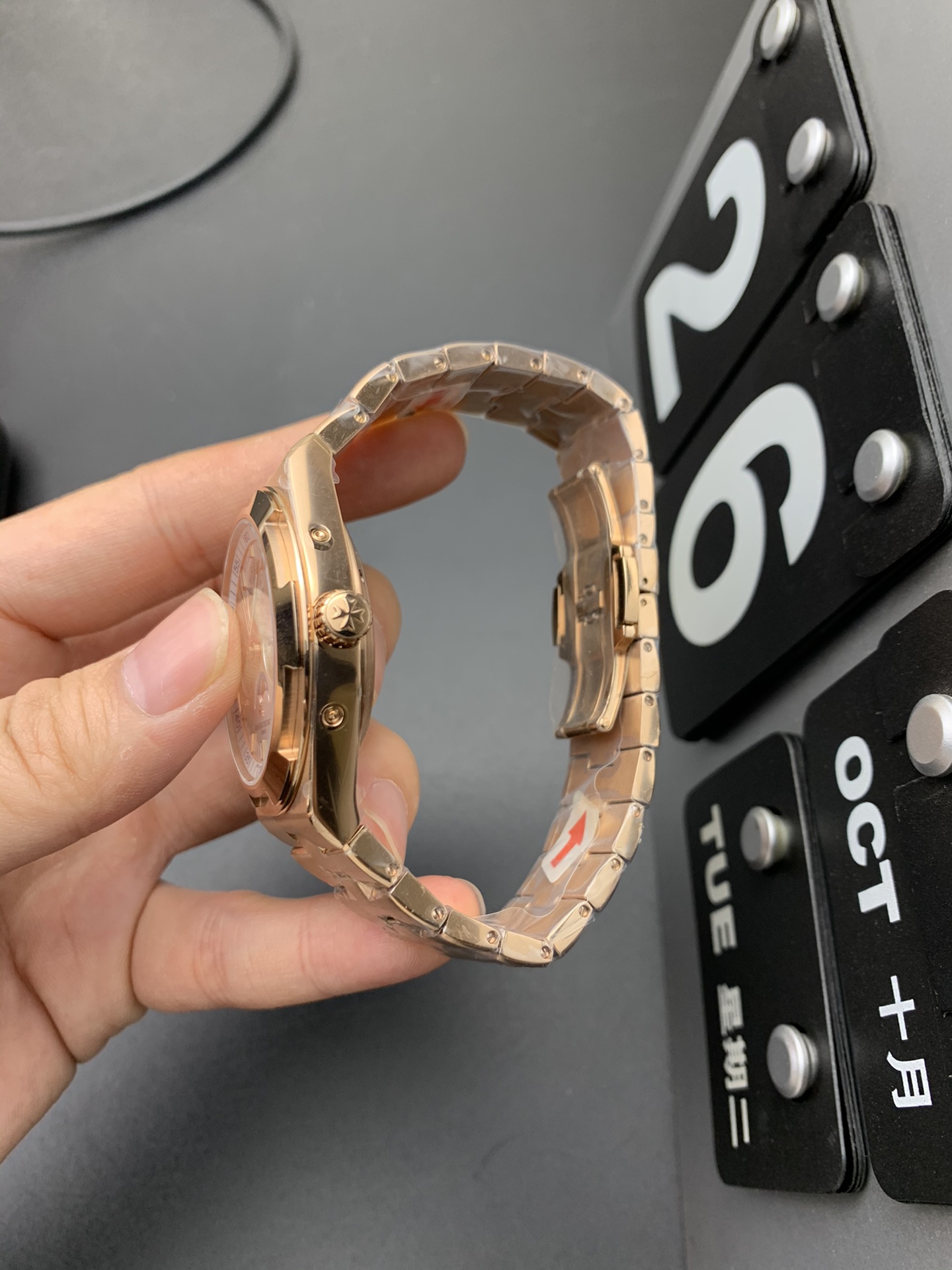 Vacheron Constantin 8F 纵横四海月相