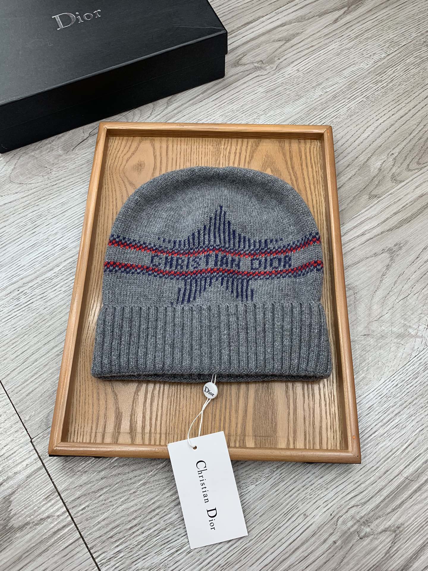 🌹。D家。【羊毛单帽】客供小羊毛！珍贵典藏的灵魂帽子！客供色纱.每个颜色都非常好看！经典！手感软腻.70