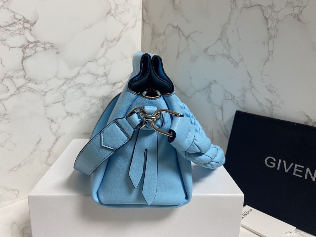 Givenchy纪梵希专柜最新款柔软大包ID93登场zp17620！市场上根本看不到同款的设计不会撞包！