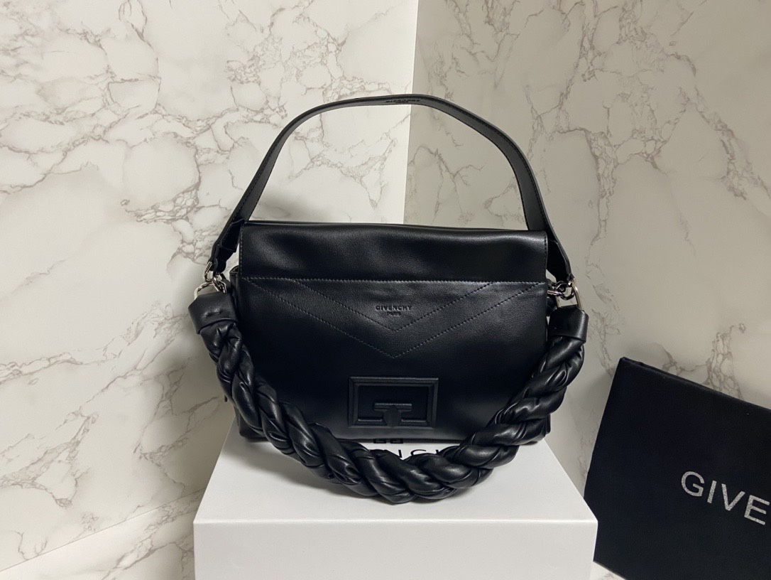 Givenchy纪梵希专柜最新款柔软大包ID93登场zp17620！市场上根本看不到同款的设计不会撞包！