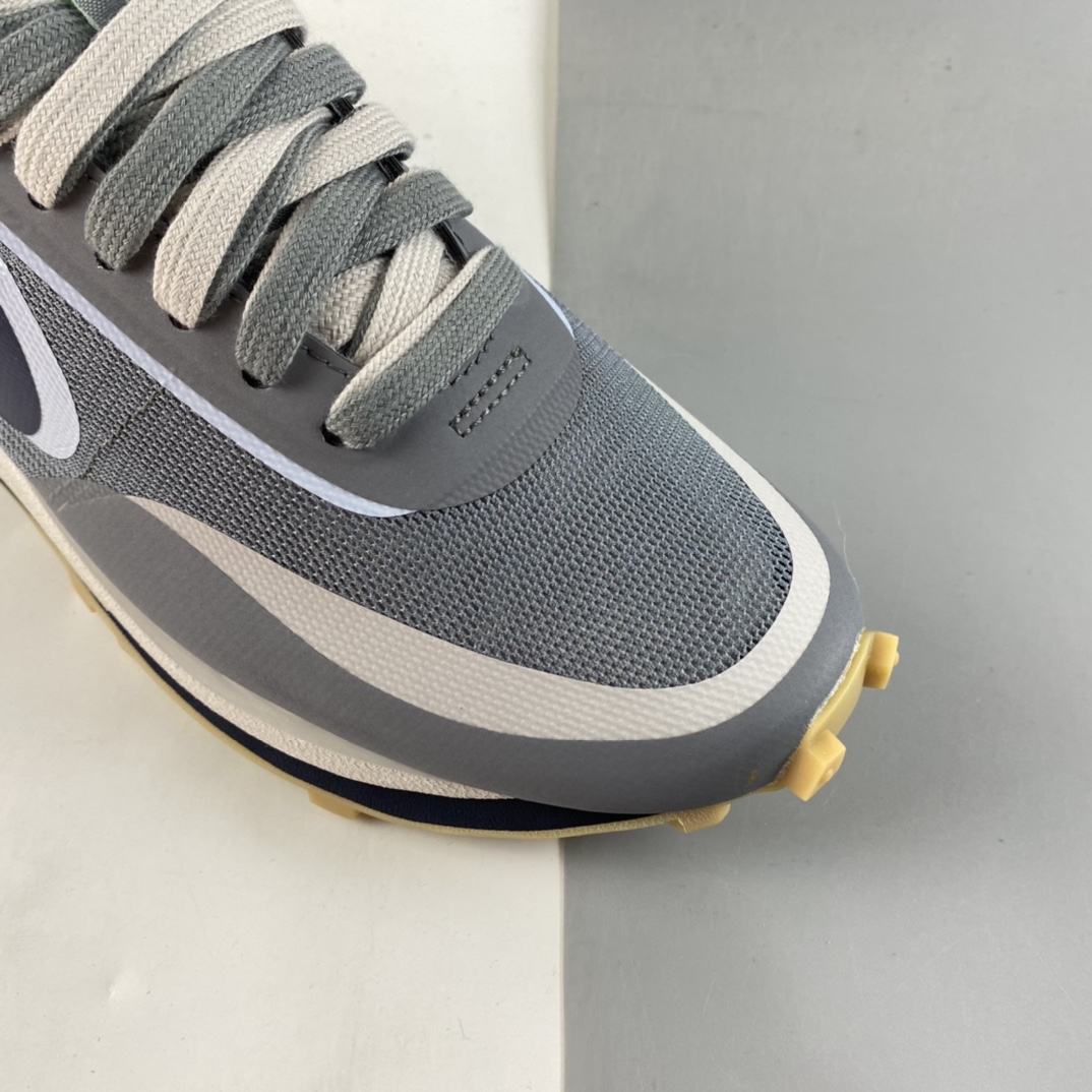 P200  Clot x Sacai x NIKE LDWaffle ”Cool Grey” 华夫双钩走秀款休闲鞋 DH3114-001