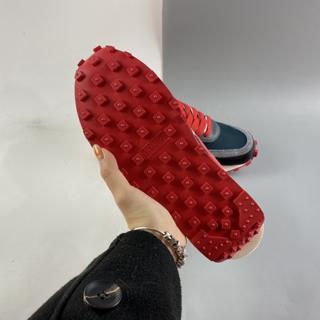 P280  Sacai x NIKE VaporWaffle 2.0 华夫2.0走秀款休闲鞋 DJ4877-300