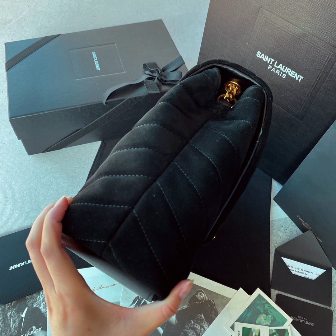 Saint Laurent 𝙇𝙤𝙪 𝙇𝙤𝙪 𝟯𝟭𝙘𝙢