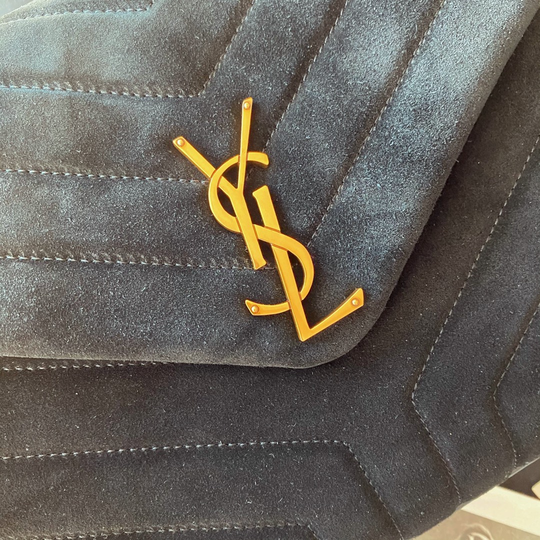 Saint Laurent 𝙇𝙤𝙪 𝙇𝙤𝙪 𝟯𝟭𝙘𝙢