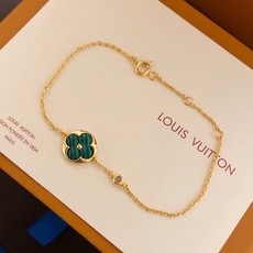 【精工版本】美毙了✨✨LV手链四叶草 单花 路易威登手链 ❤️电镀18k金工艺 专柜版本 一比一质量😍优 【精工版本】美毙了✨✨LV手链四叶草 单花 路易威登手链 ❤️电镀18k金工艺 专柜版本 一比一质量😍优
