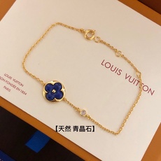 【精工版本】美毙了✨✨LV手链四叶草 单花 路易威登手链 ❤️电镀18k金工艺 专柜版本 一比一质量😍优 【精工版本】美毙了✨✨LV手链四叶草 单花 路易威登手链 ❤️电镀18k金工艺 专柜版本 一比一质量😍优