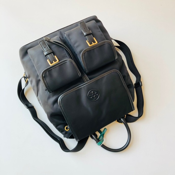 Tory Burch ～款号74462单多口袋 双肩背包