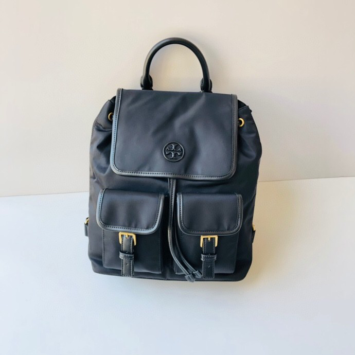 Tory Burch ～款号74462单多口袋 双肩背包