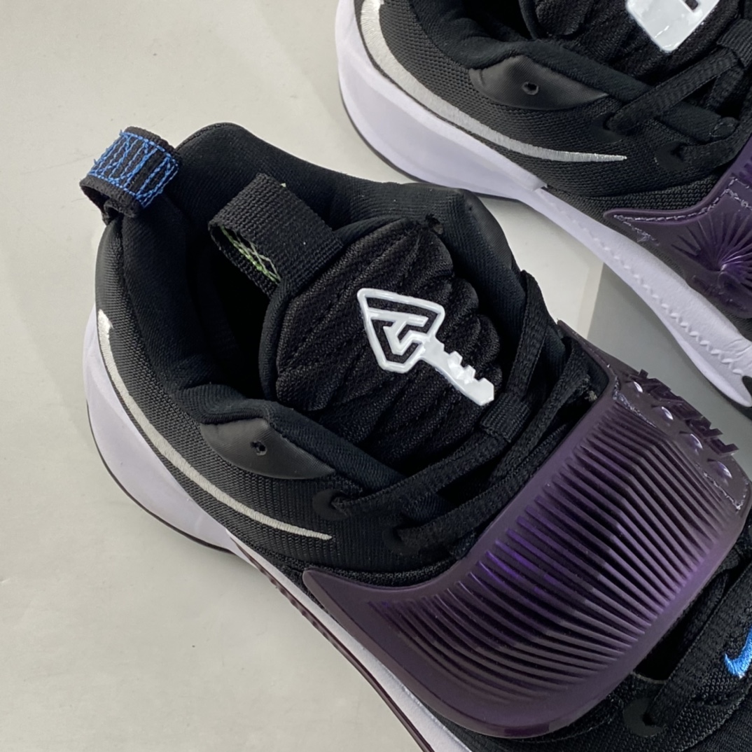 P240  NIKE Zoom Freak 3 EP XY 字母哥3休闲实战篮球鞋 DA0695-001