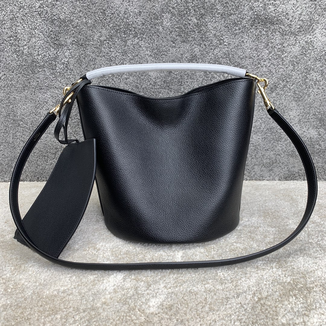 BUCKET 16 牛皮革手袋9 X 10 X 9英寸(23 X 25 X 23厘米)牛皮革衬里 : 织