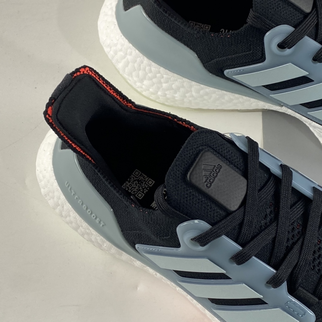 P240  Adidas  Ultra Boost 22 Consortium 阿迪达斯新款8.0厚底爆米花跑鞋 GX3060