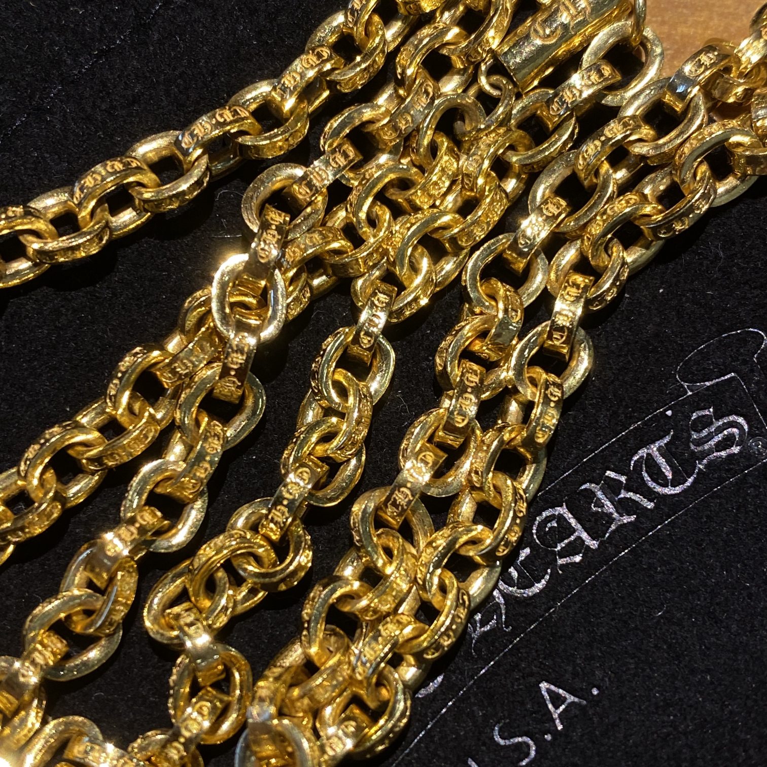 280💰项链80手链💰𝐂𝐡𝐫𝐨𝐦𝐞 𝐡𝐞𝐚𝐫𝐭𝐬 克罗心镀金

完美复刻版 刻字CH项链/手链