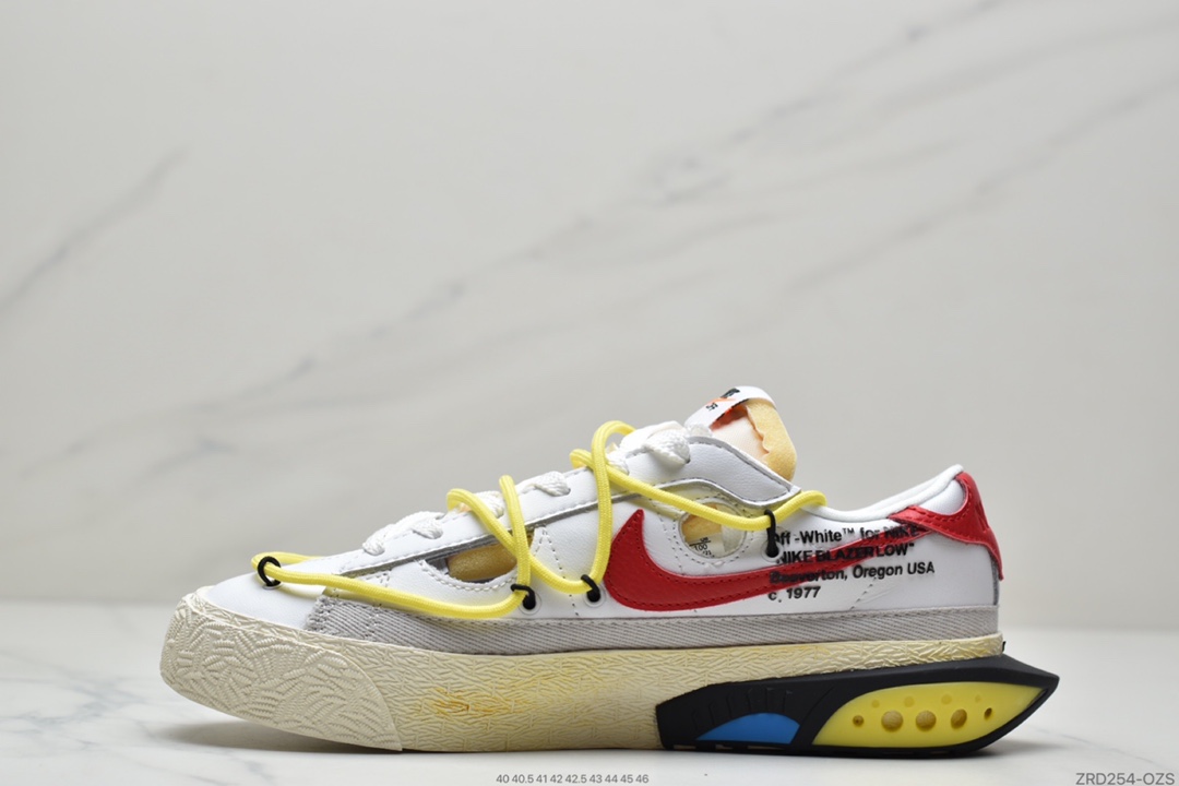 320 Off-White x Nike Blazer Low 黑色皮革 DH7863-100