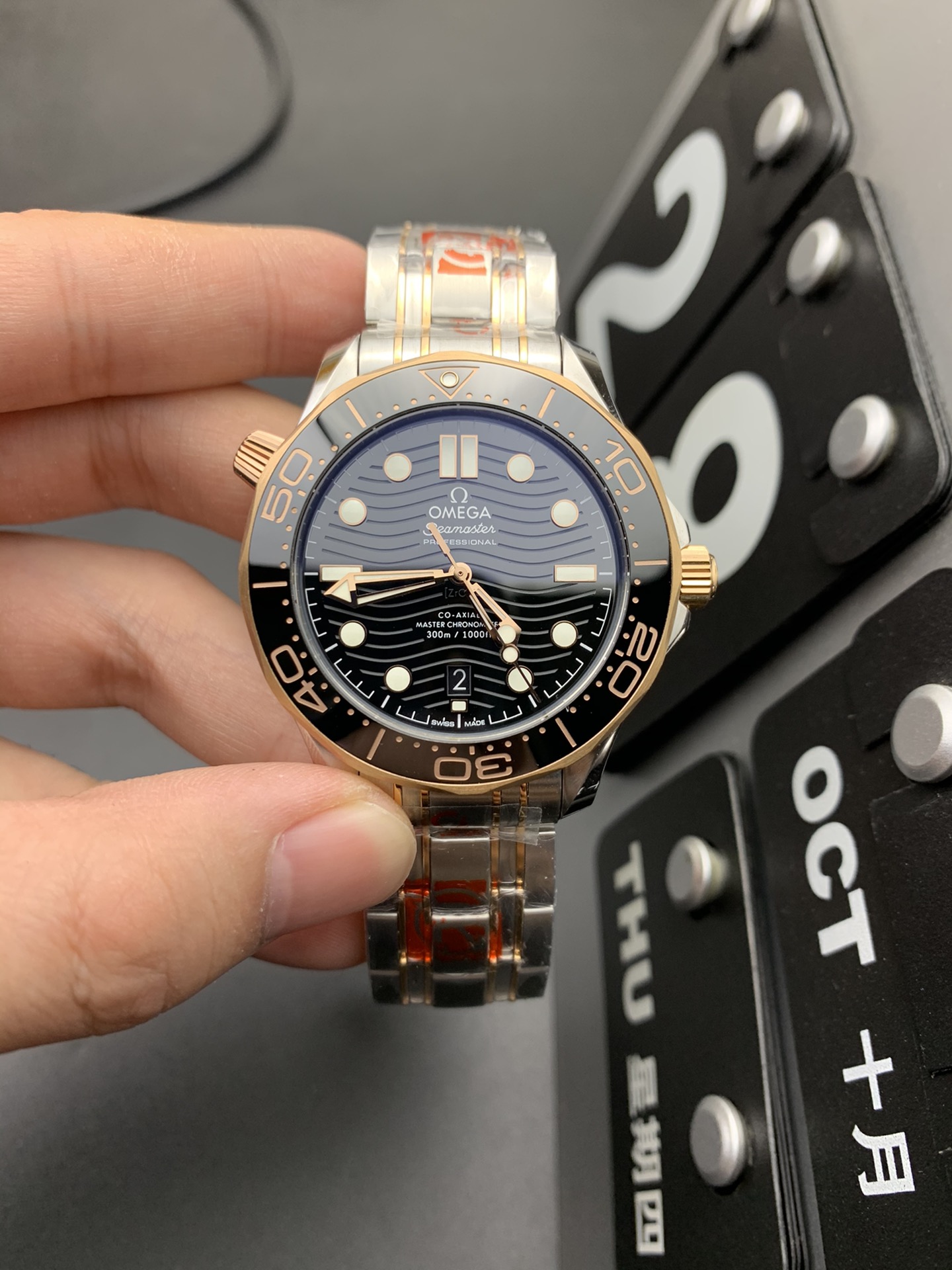 Omega OR 玫瑰金海马