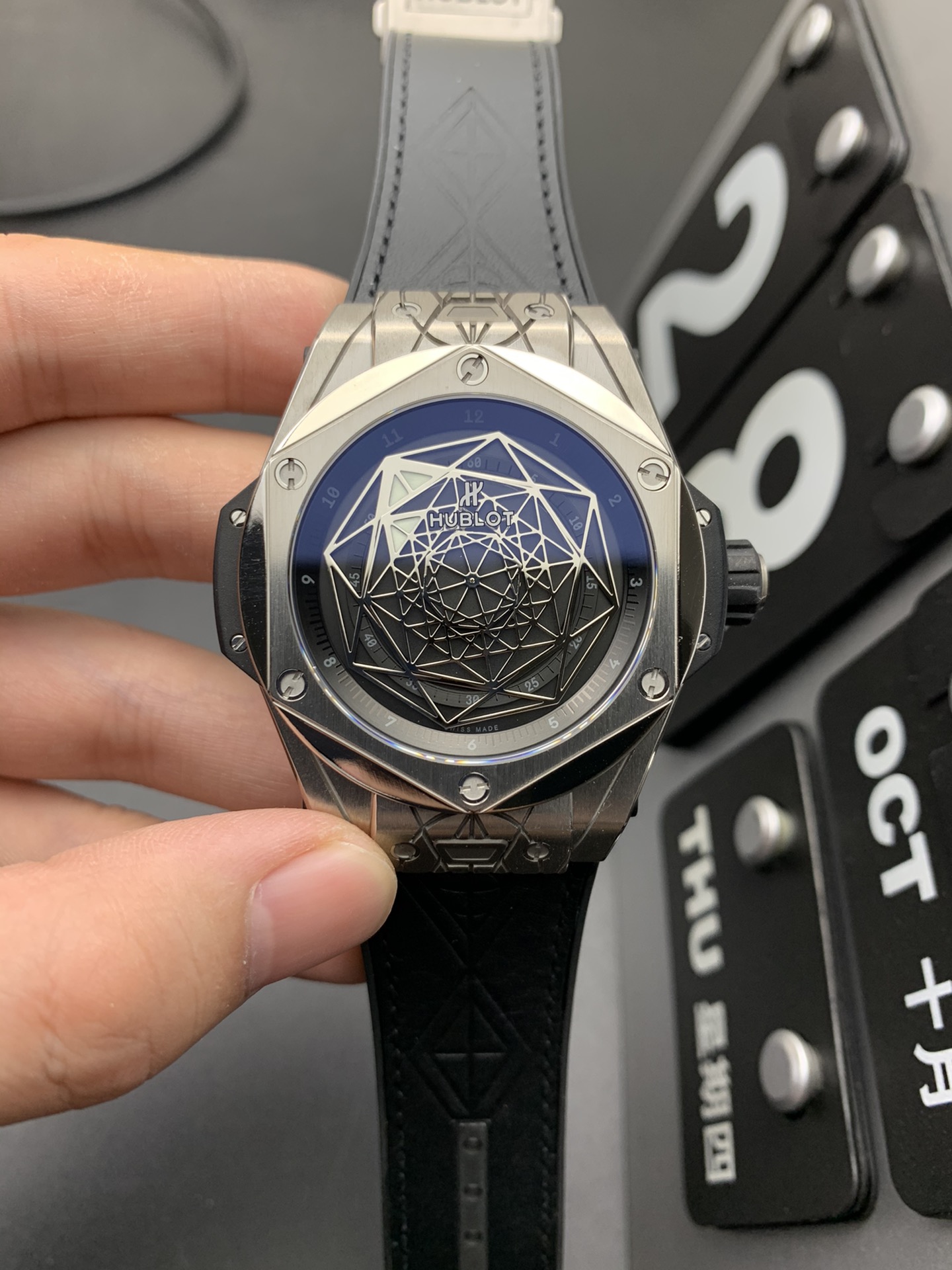 Hublot WWF 钛刺青