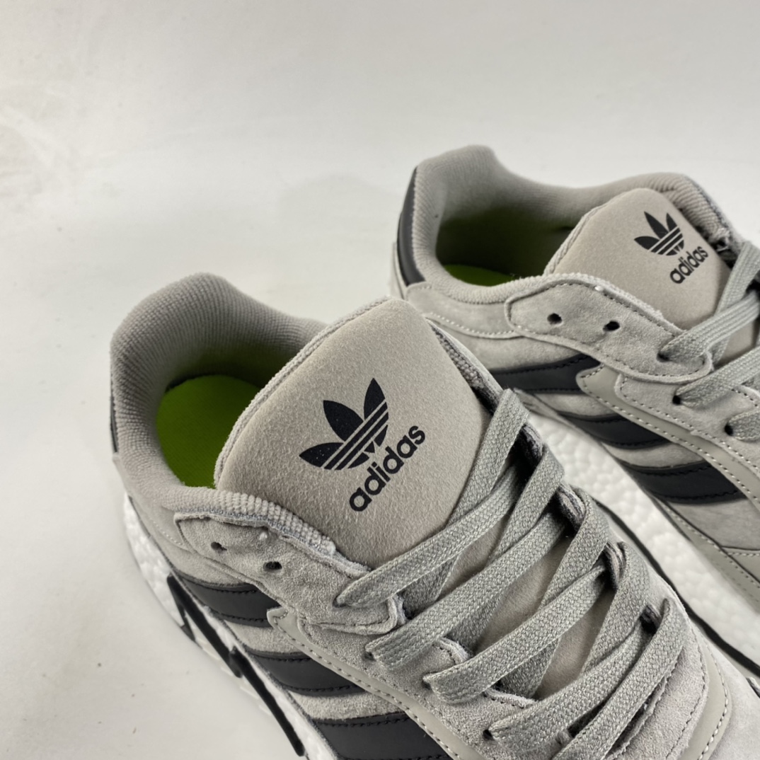 P200  Adidas  Tresc Run boost 燃烧火焰复古百搭跑鞋EG7055