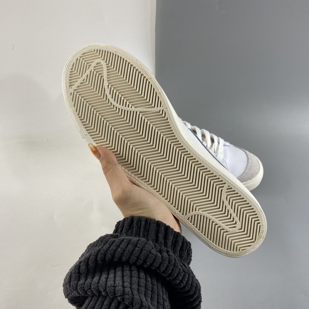 P180  NIKE Blazer Mid ’77 SE 开拓者高帮休闲板鞋 BQ6806-106