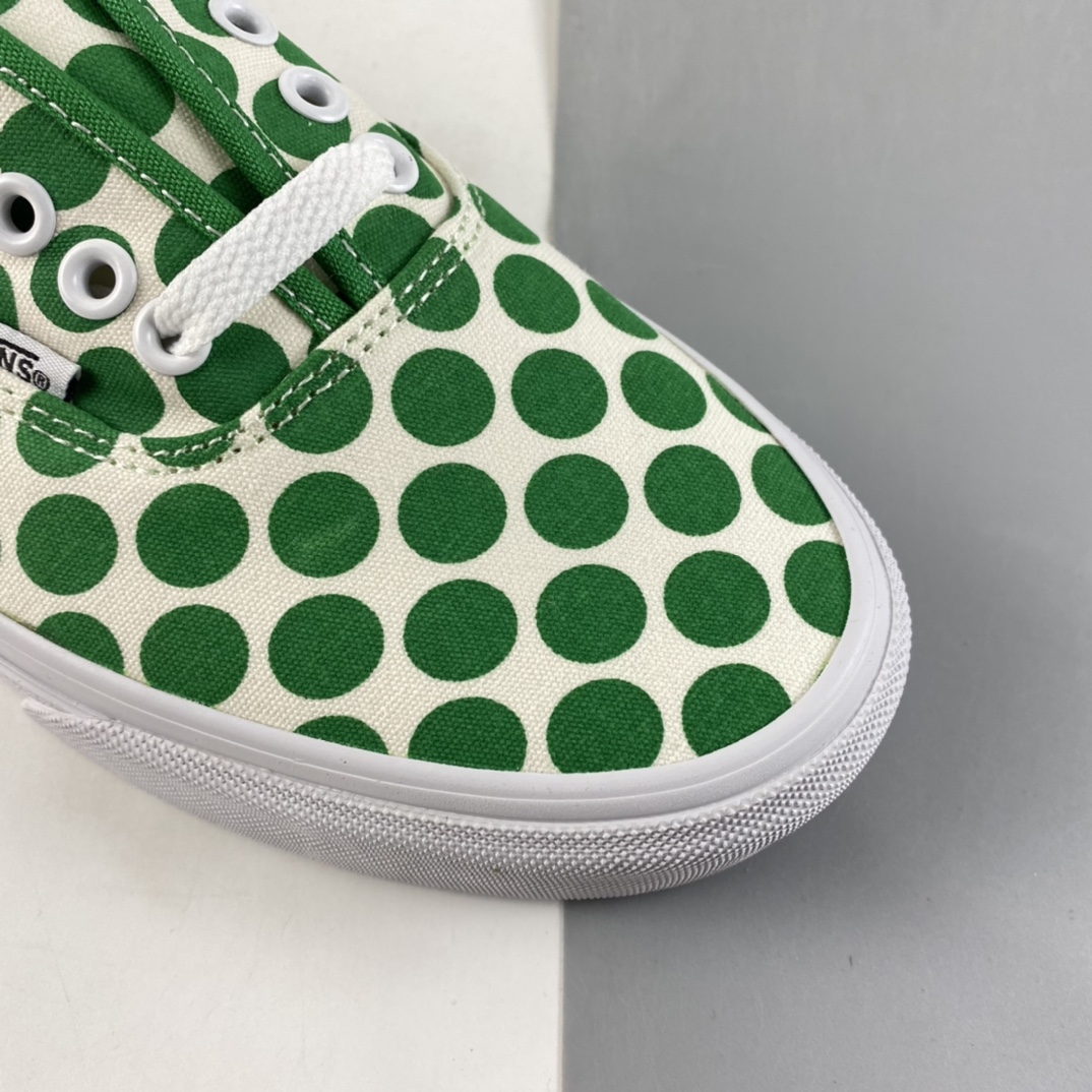 P150  Vans Authentic x MOKA洛杉矶当代艺术博物馆联名VN0A5KRD8CY