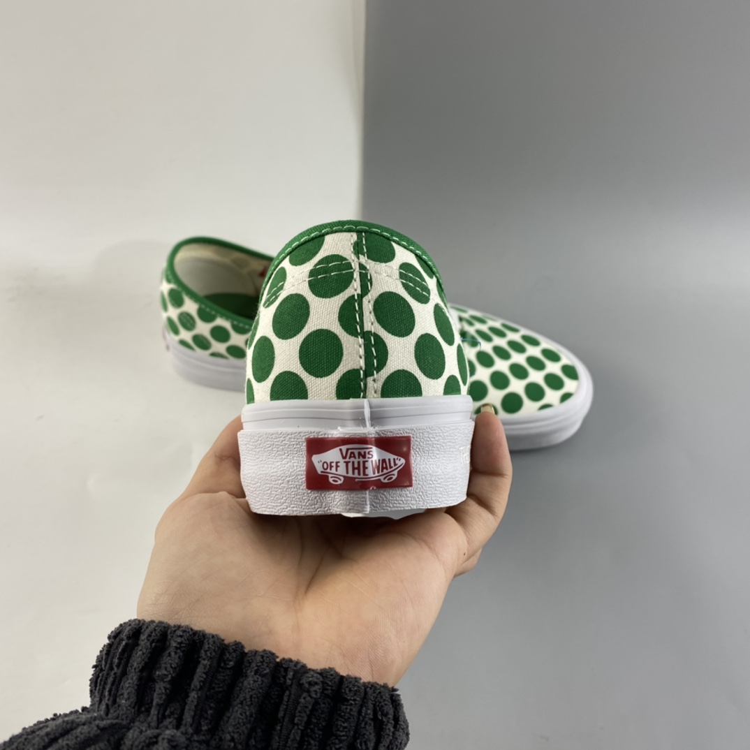 P150  Vans Authentic x MOKA洛杉矶当代艺术博物馆联名VN0A5KRD8CY