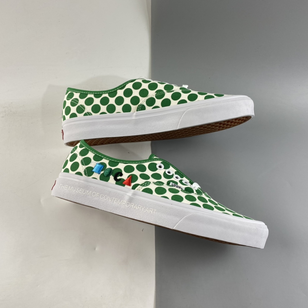 P150  Vans Authentic x MOKA洛杉矶当代艺术博物馆联名VN0A5KRD8CY