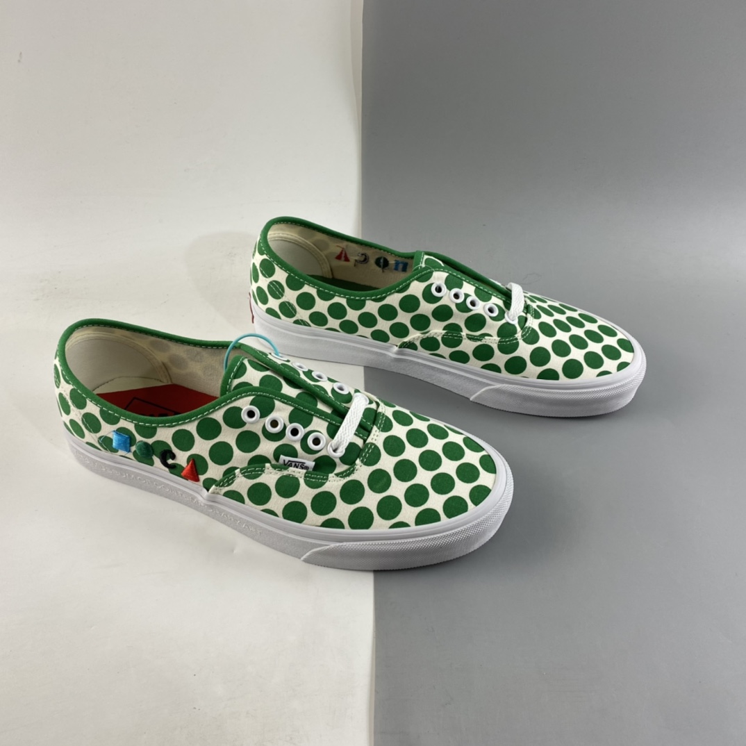 P150  Vans Authentic x MOKA洛杉矶当代艺术博物馆联名VN0A5KRD8CY