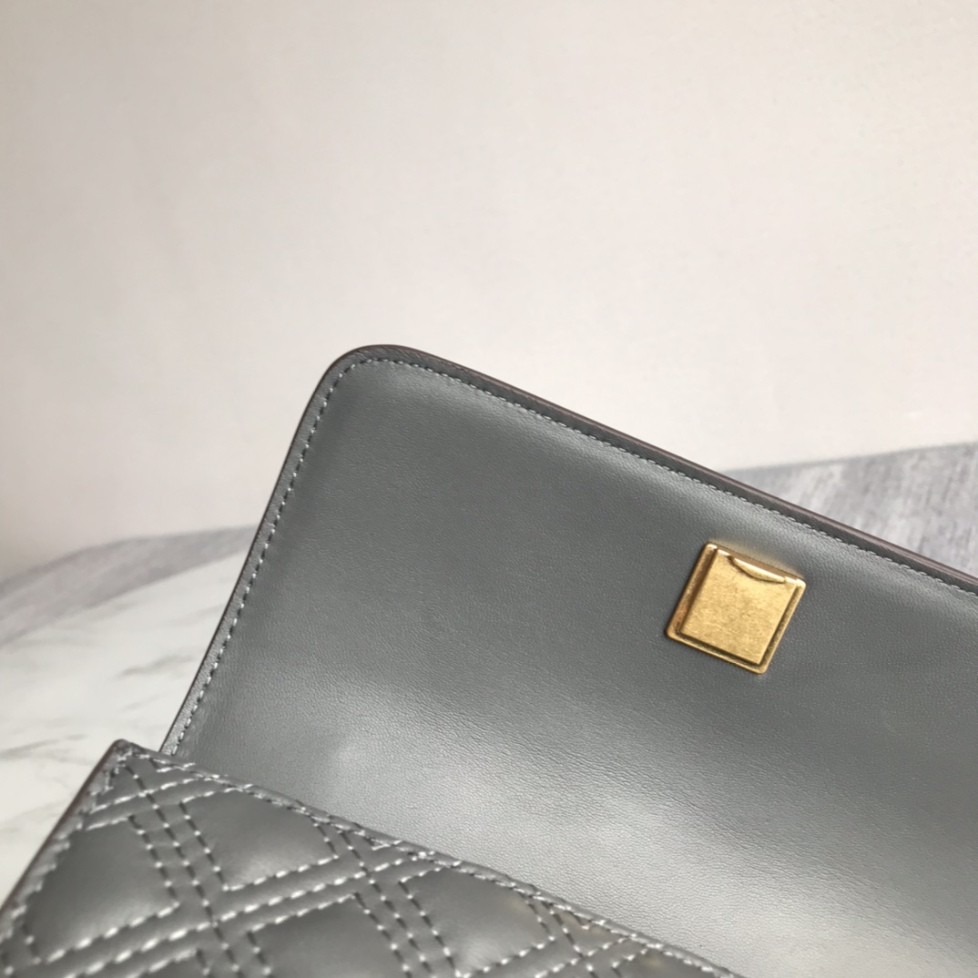 Tory Burch ～新款小号深灰tory burch新升级版本 Fleming