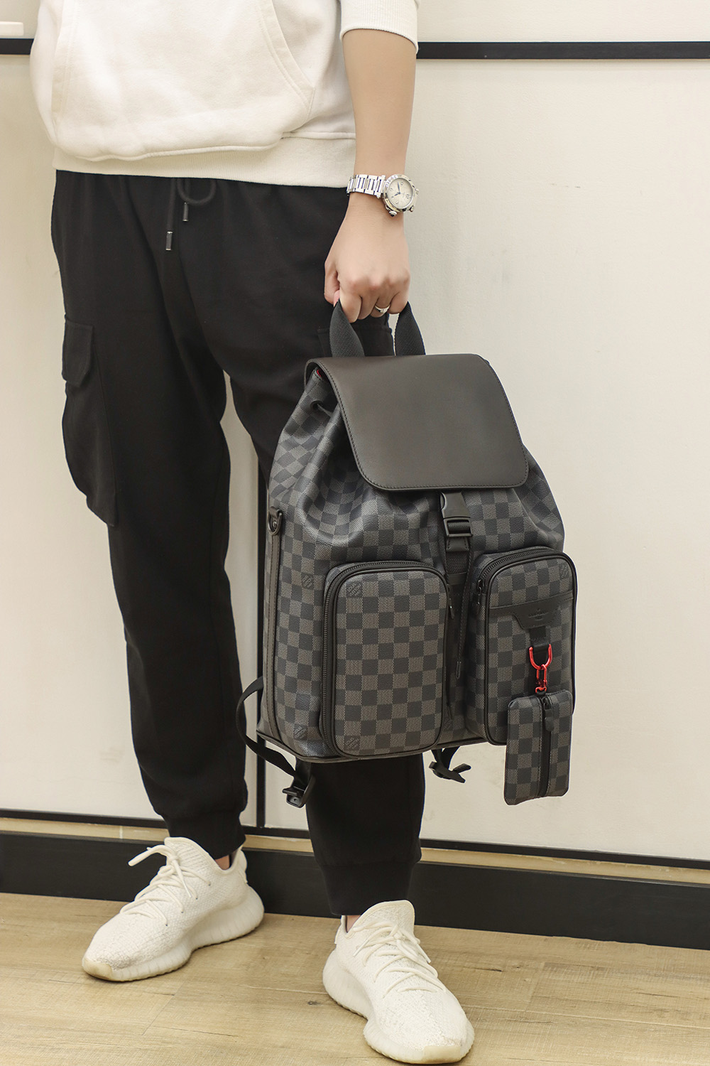 LV N40279 UTILITY BACKPACK