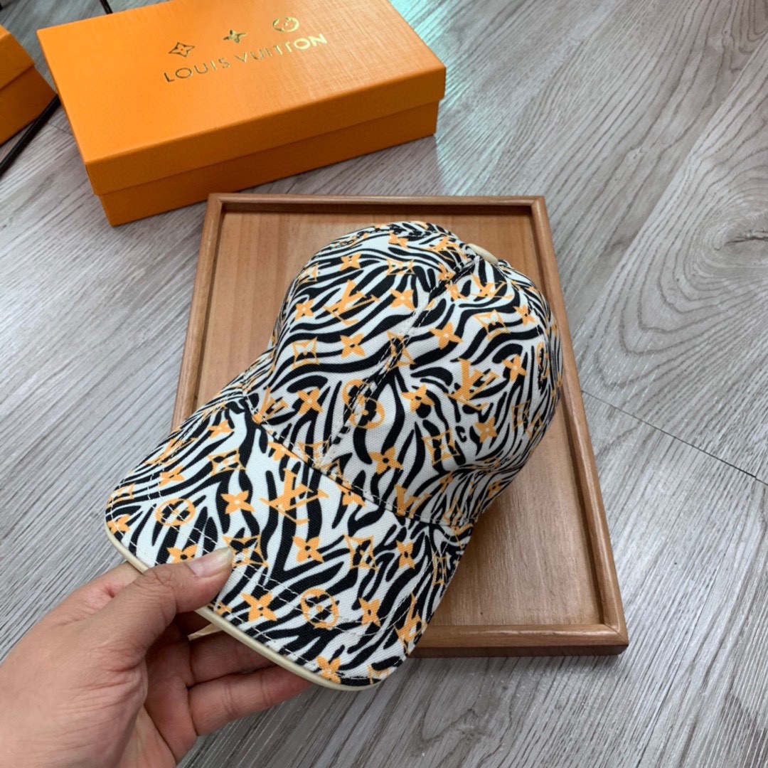 High-End Fashion Hats: Quality Details in Every Hat, Made with Heart - 图片 6