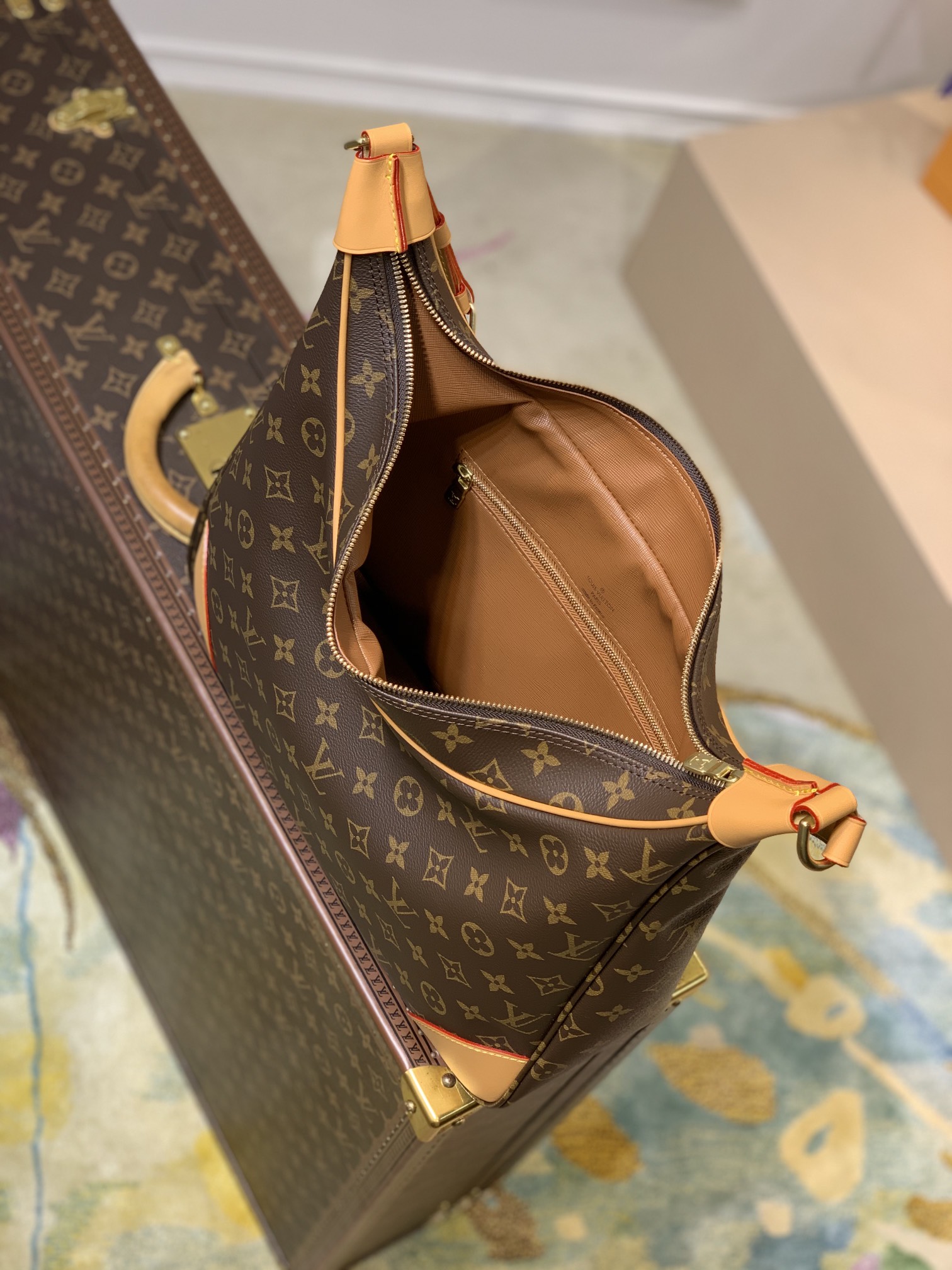 Louis Vuitton LV 中古大号牛角包 M51260