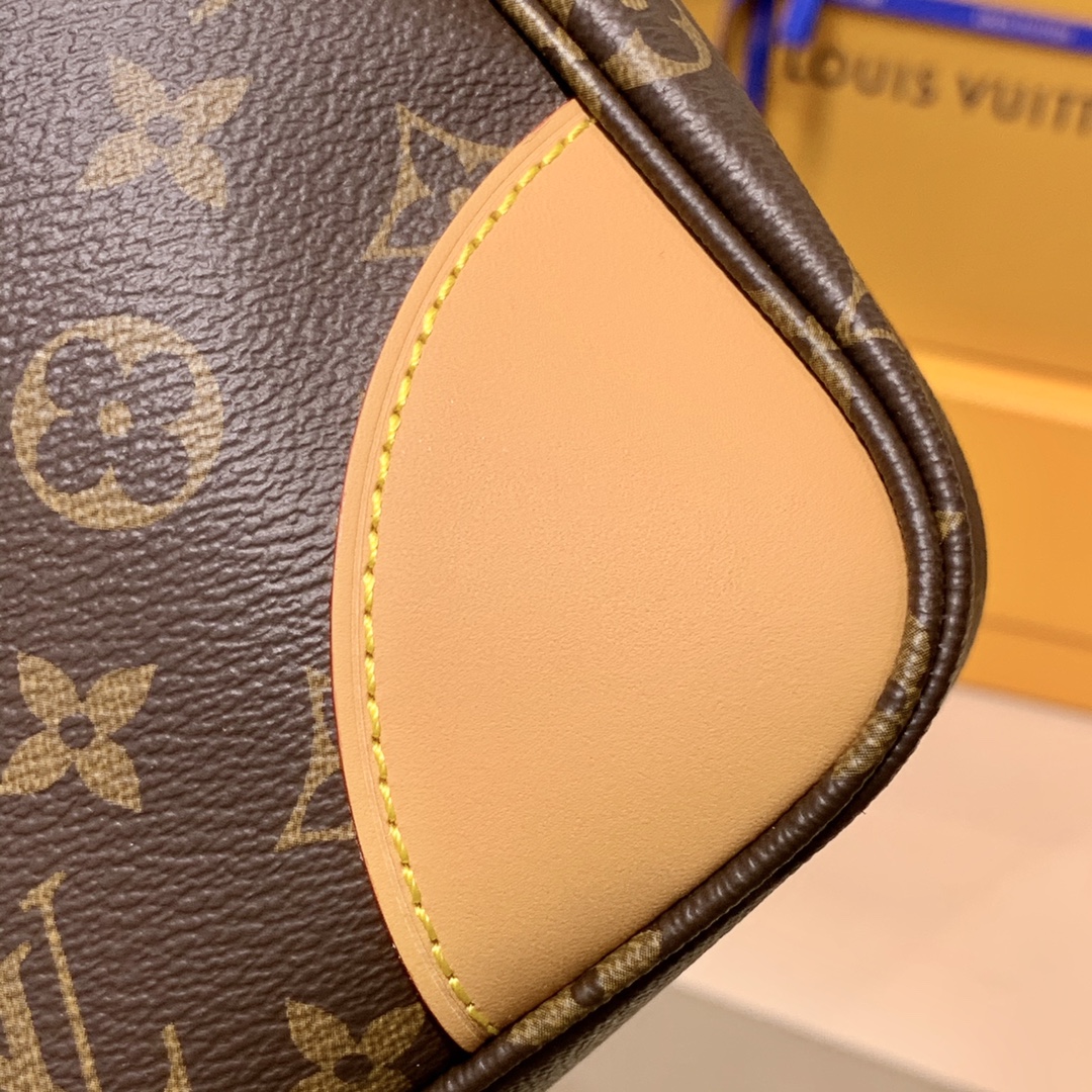 Louis Vuitton LV 中古大号牛角包 M51260