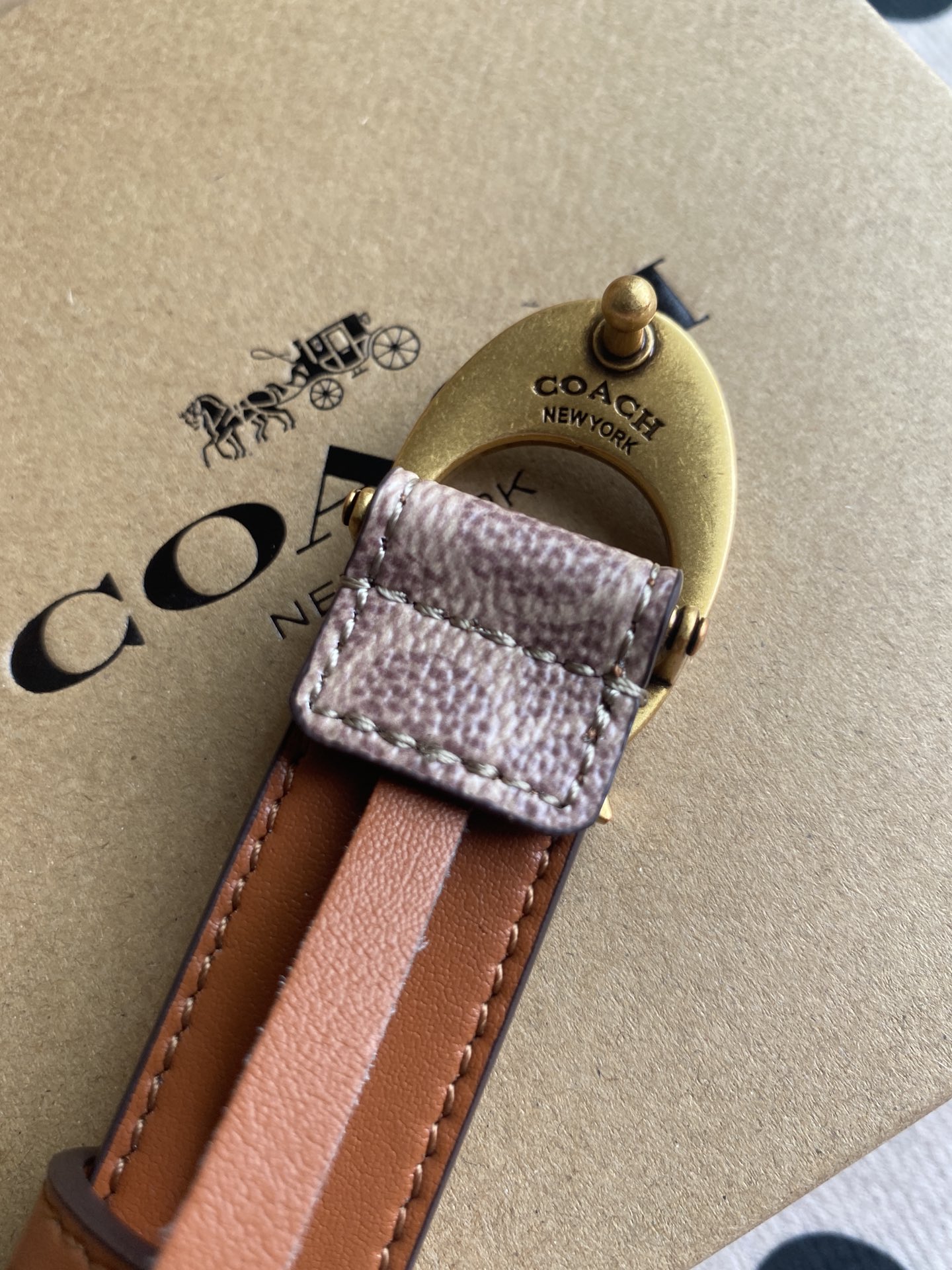 Coach ～新款 到货了coach蔻驰F83960腰带——终于