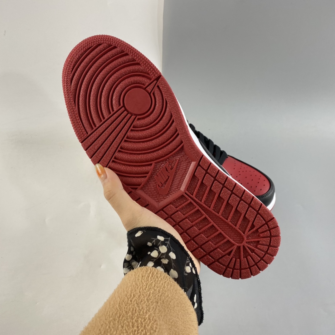 P240  Air Jordan 1 Low AJ1低帮时尚休闲板鞋 553558-612