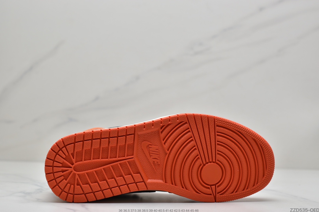 250 NIKE Air Jordan 1 Retro High FJAJ1 乔1 黑白熊猫555088-113