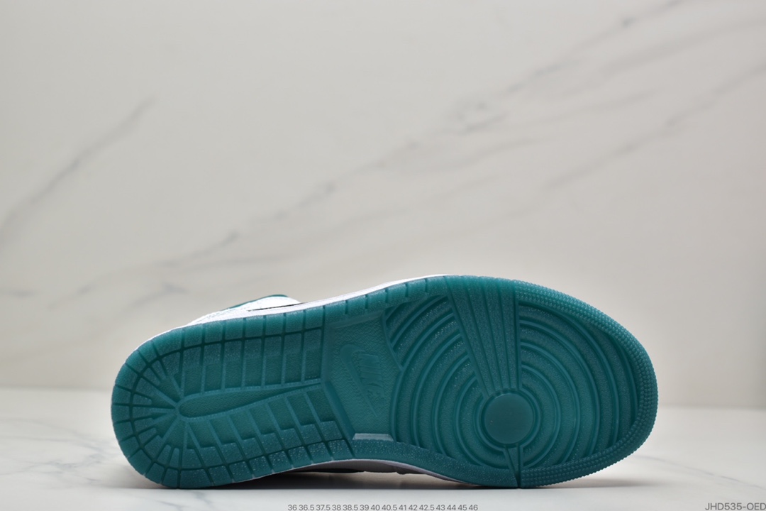 190 乔丹中帮 黑橙丝绸 Air Jordan Mid 大黄蜂鞋面CD6759-103