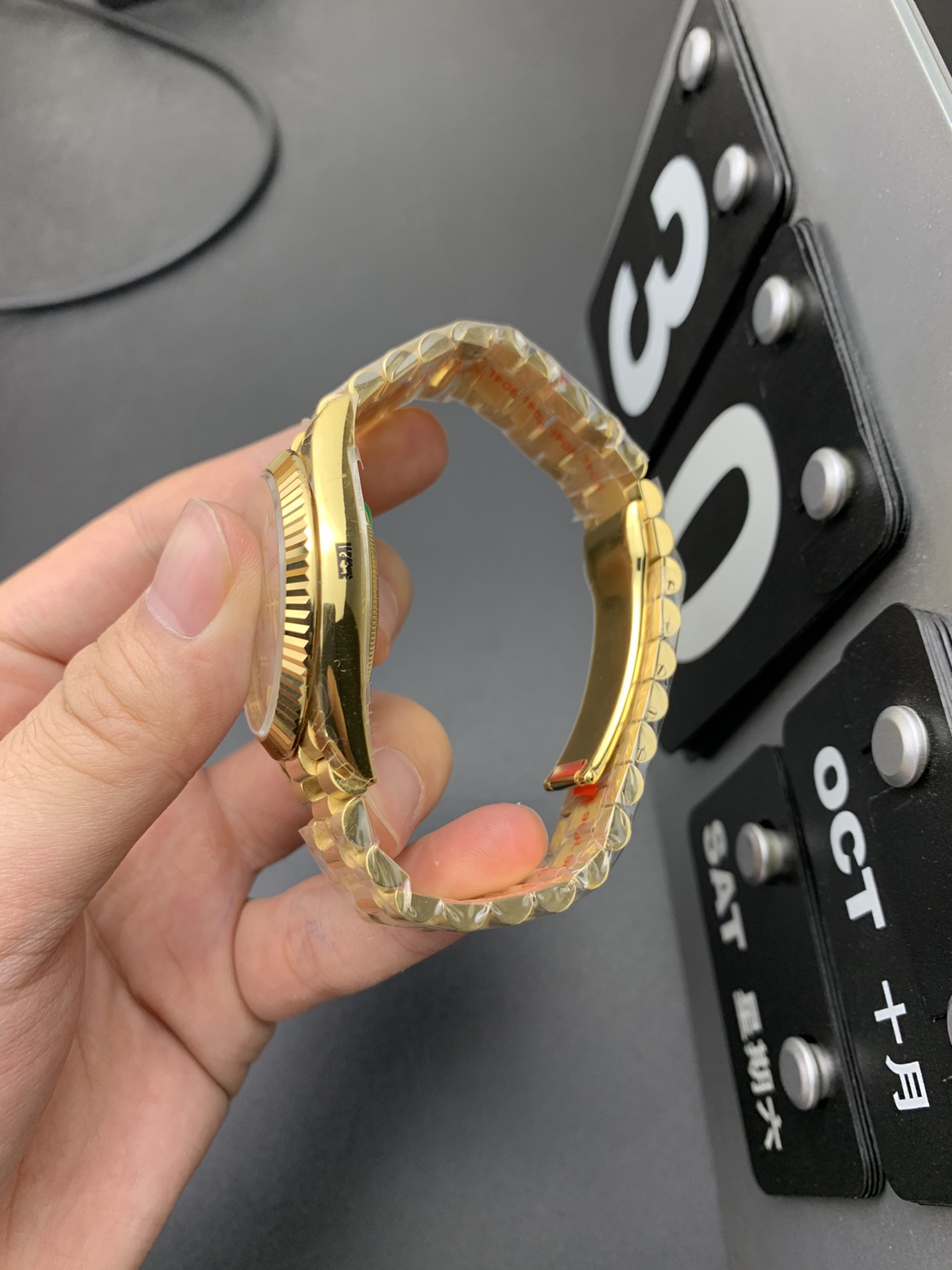 Rolex 星期日志