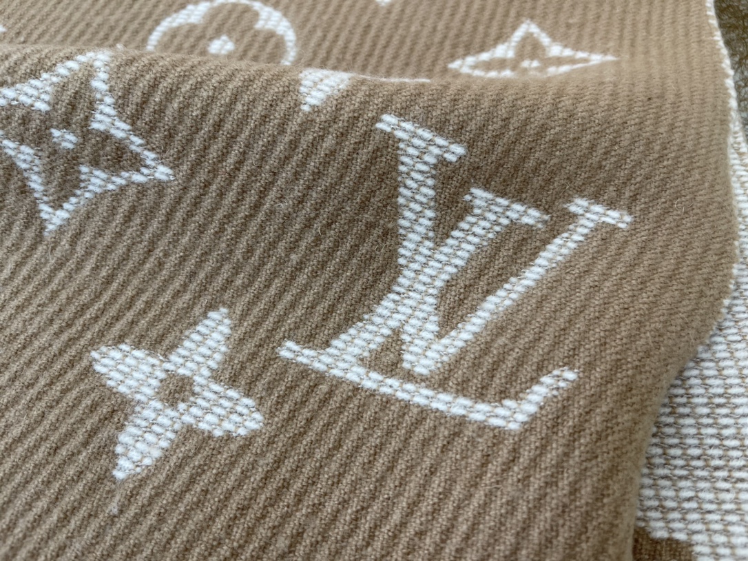 LV路易威登羊毛羊驼毛混纺Daily 围巾M76701