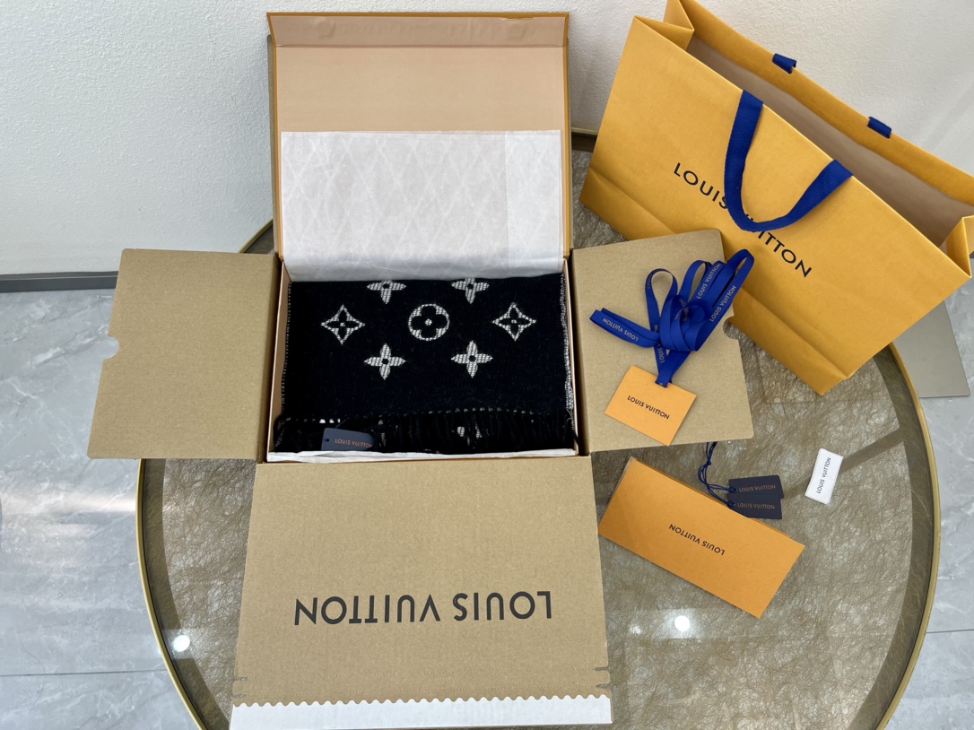 LV路易威登羊毛羊驼毛混纺Daily 围巾M76701