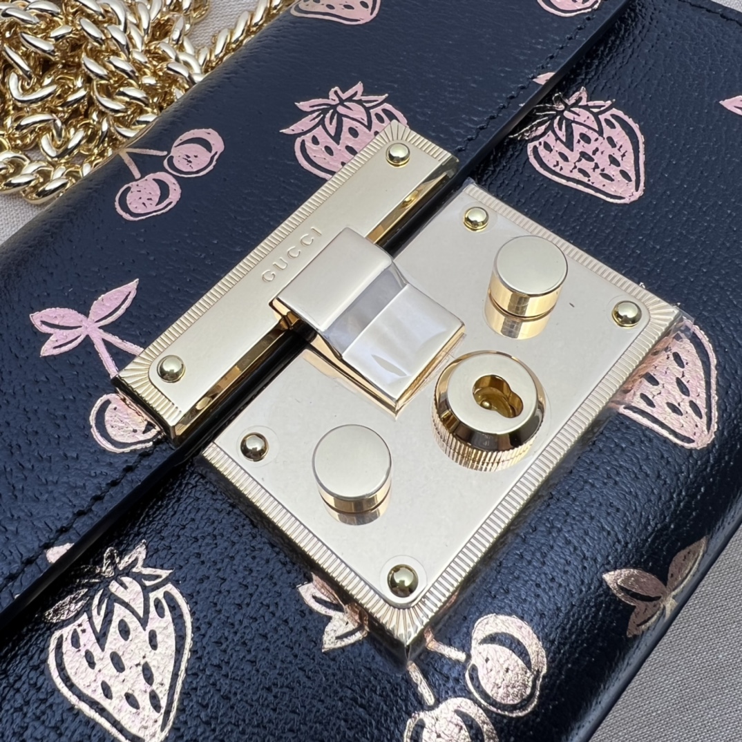 GUCCI古驰Padlock系列浆果印花小号肩背包409487