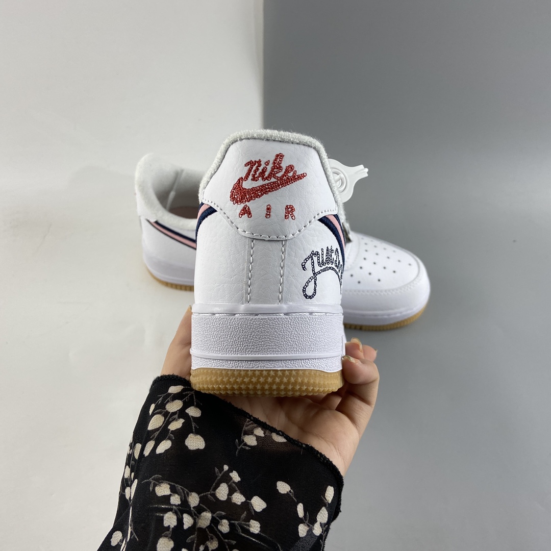 P200  NIKE Air Force 1 空军一号低帮 白粉生胶 DB4542-100