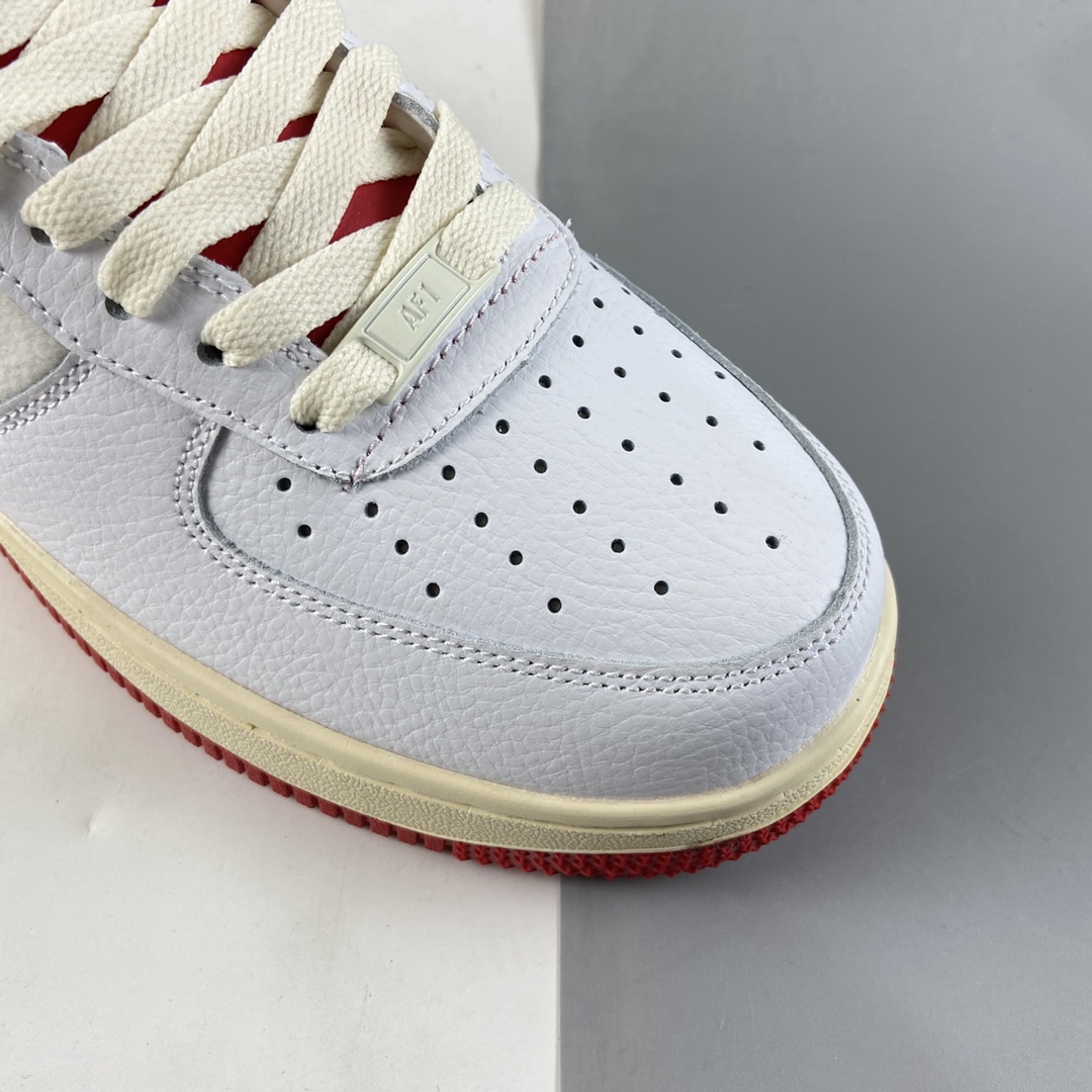 P200  NIKE Air Force 1’07 空军一号帆白红低帮休闲板鞋 DO5220-131