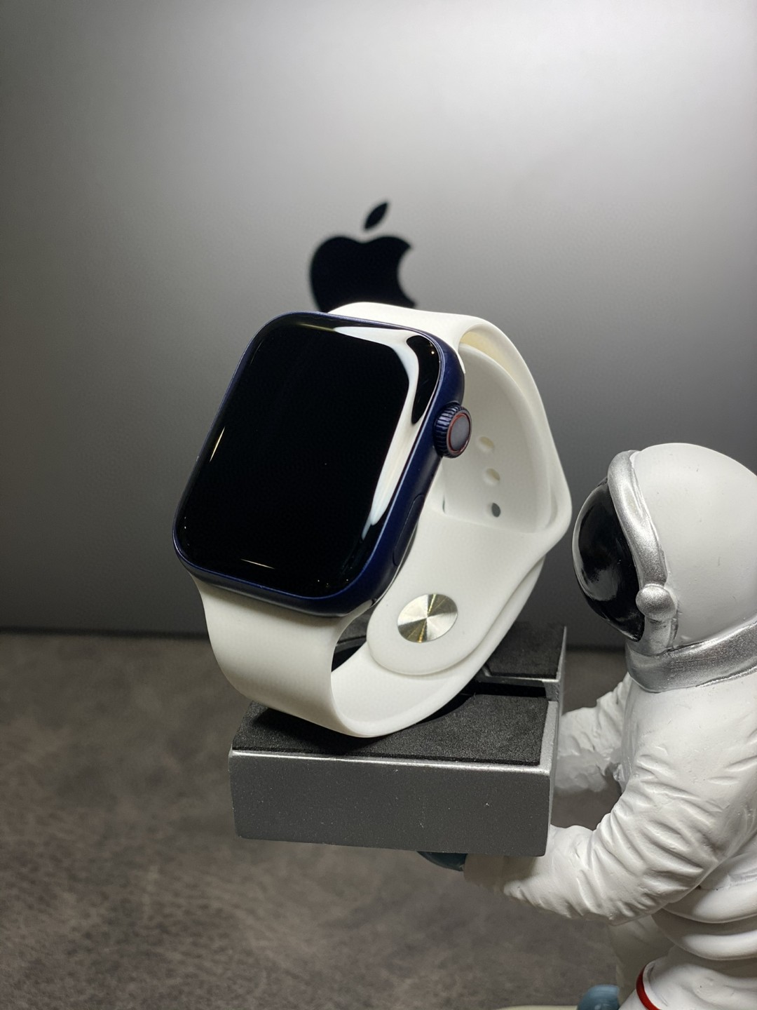 iWatch 7 枪黑45mm 原装开模 外观看不出假