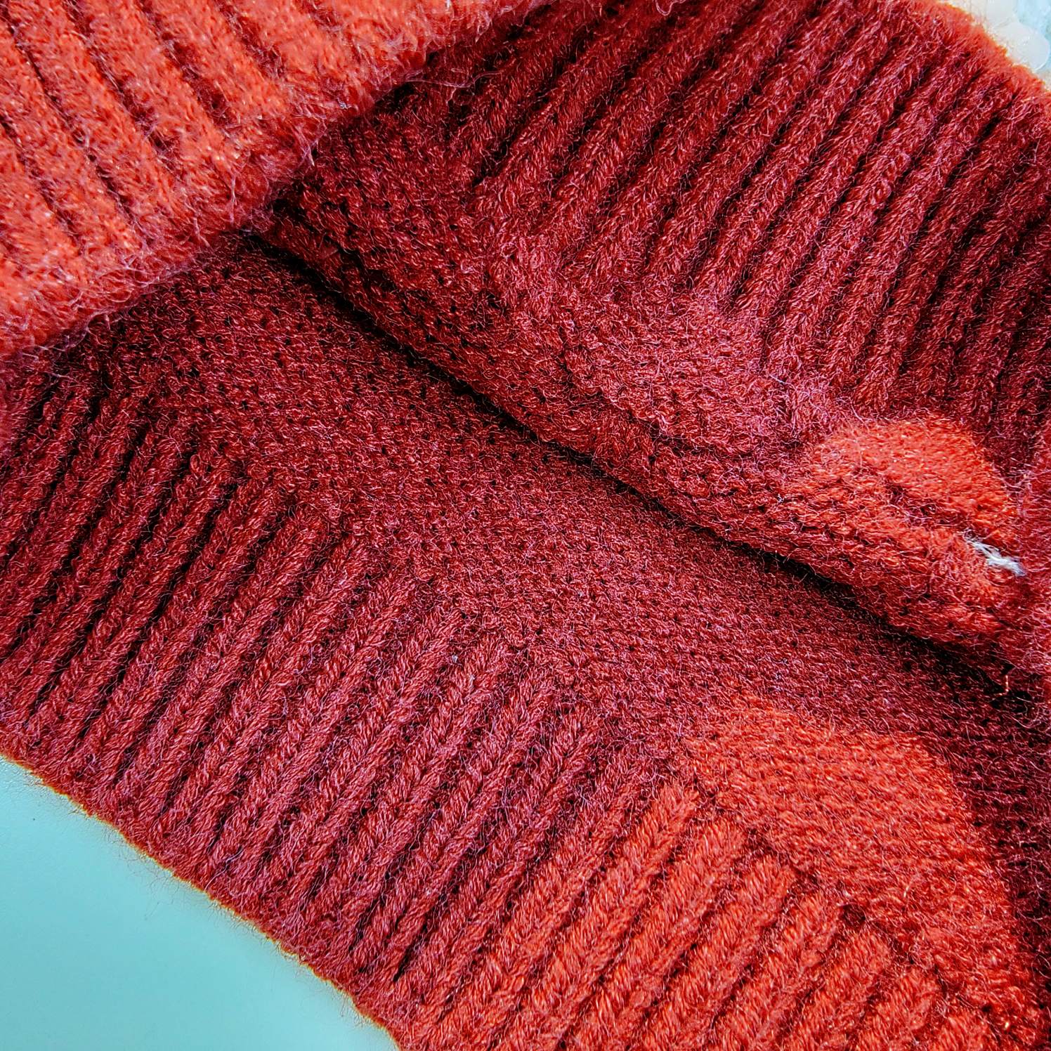 “2021 Little Hyang Knitting Sweaters: Soft Wool, Small Sizes, High Quality” - 图片 3