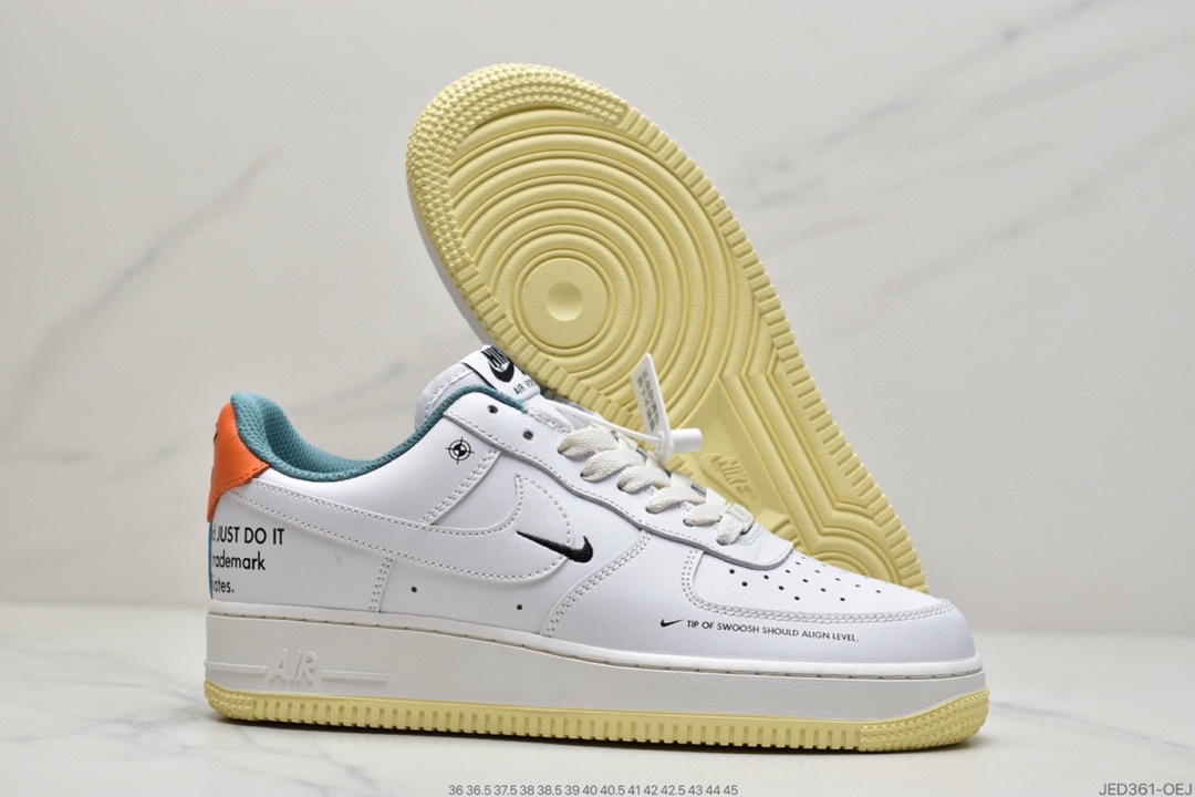 150 耐克Nike Air Force 1 Low  空军一号低帮百搭休闲运动板鞋DM0970-111
