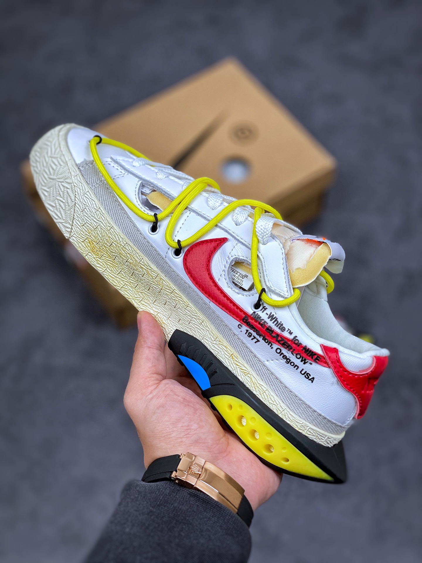 250  开拓者 OW联名 白红黄绑带Off-White x Nike Blazer Low  白色皮革DH7863-100